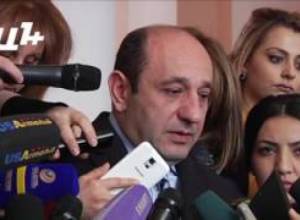 Սուրեն Կարայանը պատասխանեց լրագրողների հարցերին