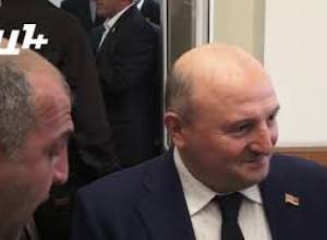 Հրապարակում այրել է պետք դրանց. Վարդան Ղուկասյանը ԼԳԲՏ համայնքի մասին