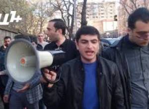 Ազգն է գալիս. Ցույց ԱԺ դիմաց