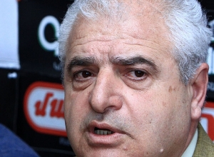 «Նոր իշխանությունը մեղմ է վարվում նախորդ իշխանության հետ». Ազատ Արշակյան