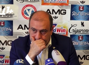 Սասուն Միքայելյանը դատարկաձեռն չի եկել. ԵԿՄ անդամ
