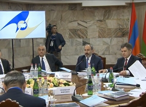 Երևանում մեկնարկել է ԵԱՏՄ խորհրդի հերթական նիստը