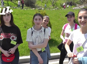 «Хорошо было в зоопарке, верблюд в меня не плевался»: опрос