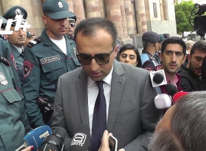 Арсен Торосян не сказал, дал ли он показание против Санасаряна, или нет