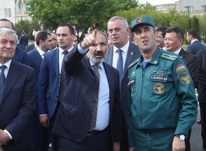 Прямой эфир: Никол Пашинян в МЧС