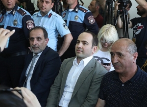 Դեռ պատրաստ չեմ, Սեդրակ Քոչարյան