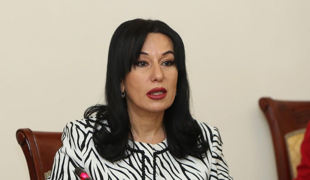 Zeynalyan Artak, Naira Zohrabyan