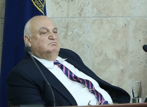Ректор ЕГУ Арам Симонян подал в отставку