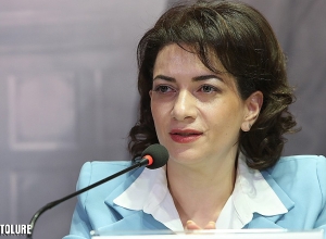 Աննա Հակոբյանը ասուլիս է տվել Կոմիտասի թանգարան-ինստիտուտում