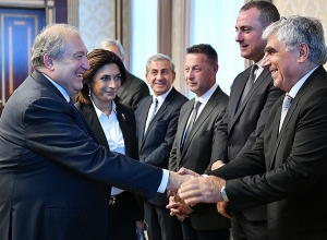 Президент принял делегацию департамента Буш-дю-Рона