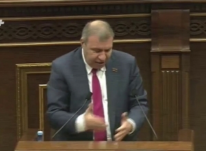 Գյուղացին պետք է զգա, որ պետությունն իր թիկունքին կանգնած է. Մելքումյան