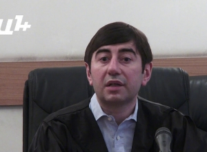 Рассматривающий дело Кочаряна судья заявил о самоотводе