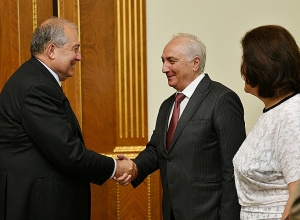 Արամ Սարգսյանը՝ Արմեն Սարգսյանի մոտ