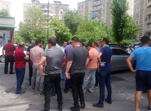 Ինչ է կատարվել լուսաբացին նախընտրական Աբովյանում. ընտանիքը հազիվ է փրկվել