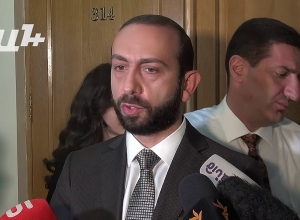 Чем обусловлено то, что Сасун Микаелян не вошел в состав правления по мнению Арарата Мирзояна