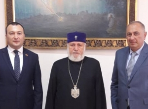 Vahe Enfiajyan proposes to suspend holding mourning ceremonies in churches