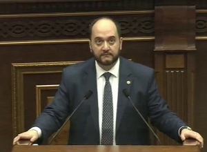 Առաջիկայում ավագ դպրոցի  գնահատայաններով կարող են ընդունվել ԲՈՒՀ