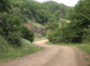 В Атане был спущен оползень посредством взрыва