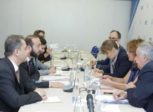 Арарат Мирзоян встретился с председателем Палаты представителей Уругвая Сесилией Ботино