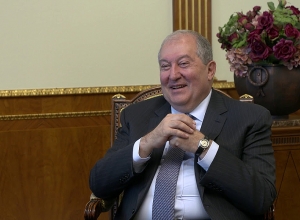 Նախագահն ընդունել է Գլենդելի քաղաքապետ Արա Նաջարյանին