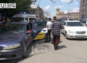 Վթարների թվի աճը կնվազեցնի՞ վարորդական իրավունքների չեղակումը