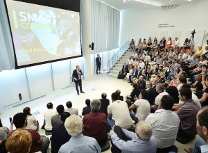 Նիկոլ Փաշինյանը պատասխանել է COAF Սմարթ կենտրոնում հավաքվածների հարցերին