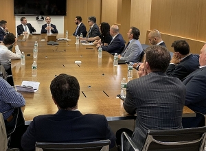 Тигран Авинян встретился с членами организации“Армяне в банковской и финансовой сферах”