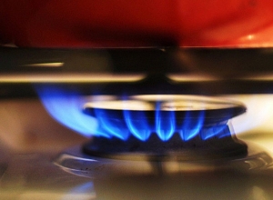 На газовой плите задымилась еда: гражданин потерял сознание