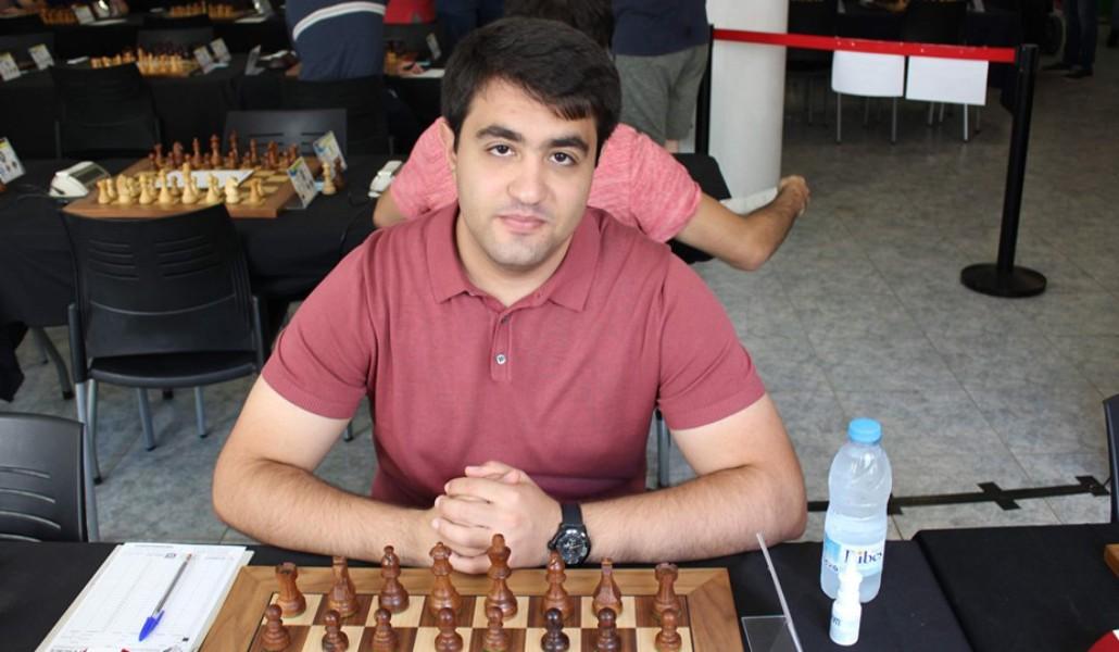 a1+chess tigran harut 1
