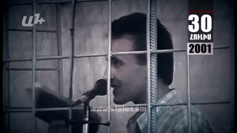 Календарь: 30-е июля: Наири Унанян поясняет, почему он нанес повреждения Левону Бархударяну