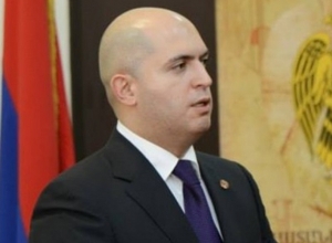Մեր ԱԳՆ-ն պետք է հստակ եւ ավելի կտրուկ արձագանքի Մամեդյարովի այս ելույթին․ Արմեն Աշոտյան