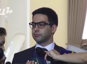 Բադասյանը չի լսել, որ  ՍԴ անդամներին թոշակի ուղարկելու նախագիծը որակվում է որպես կաշառք