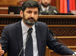 Вагэ Григорян ответил на письмо Армана Бабаджаняна