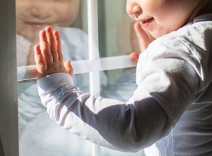 Состояние мальчика, упавшего с 6-го этажа здания, крайне тяжелое