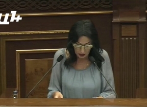 Լրջագույն օրինագիծը հա-հա, հի-հի-հիի մակարդակի է իջնում․ Արման Աբովյանը՝ «Իմ քայլի» պատգամավորներին