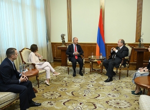 Армен Саркисян принял международных экспертов и венчурных инвесторов Луиджи Амати и Бриджит Боумен