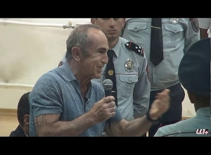 Ոչ փախնելու եմ, ոչ խանգարելու եմ. Ռոբերտ Քոչարյան