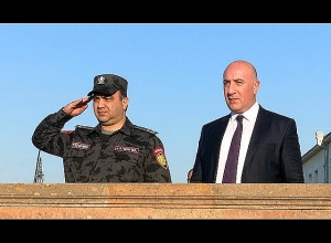 Արման Սարգսյանը դիրքեր է ճանապարհել ոստիկանության զորքերի ծառայողներին