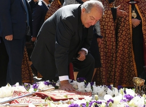 նախագահը ներկա է գտնվել Գարեգին Ա  կաթողիկոսի վախճանման 20 րդ տարելիցի ոգեկոչման արարողություններին