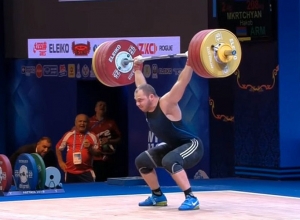 Hakob Mkrtchyan becomes champion of World Weightlifting Championships