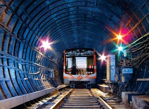 Пассажиры с завтрашнего дня начнут пользоваться новыми жетонами метро