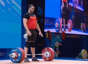 Weightlifter Samvel Gasparyan wins small bronze medal