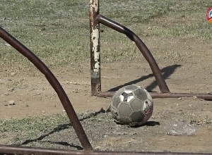 Վանեցյանը գնացել էր  Ելփին, Արենի և Խաչիկ