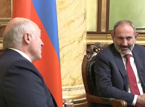 Դուք իմ շատ լավ ընկերն եք, և Ադրբեջանի նախագահը  լավ ընկեր է: Եվ ի՞նչ կարող եմ ես անել…