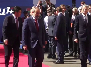 Ե՞րբ է ռուսական զորքը դուրս գալու օկուպացված տարածքներից․ «Ռուսթավի 2»-ի լրագրողի հարցը՝ Պուտինին