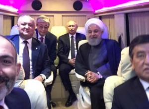 Փաշինյանի նոր սելֆիում արդեն Պուտինն ու Ռոհանին են