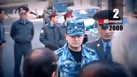 Календарь 2-е октября: Желание Наири Унаняна и обещание Сержа Саркисяна