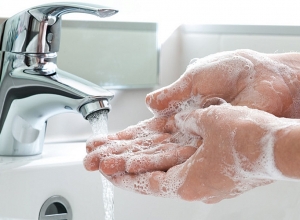 Почему важно регулярно мыть руки?