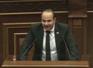 Հայերը չեն կարող զարգանալ, որովհետև ունեն շատ բնական ռեսուրսներ. Ն. Մկրտչյան