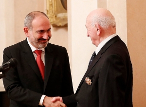 Նիկոլ Փաշինյանը Նիկիտա Սիմոնյանին պարգևատրել է